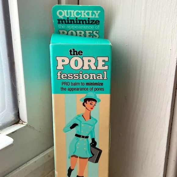 New Benefit The POREfessional Pore Minimizing Primer - Picture 2 of 9